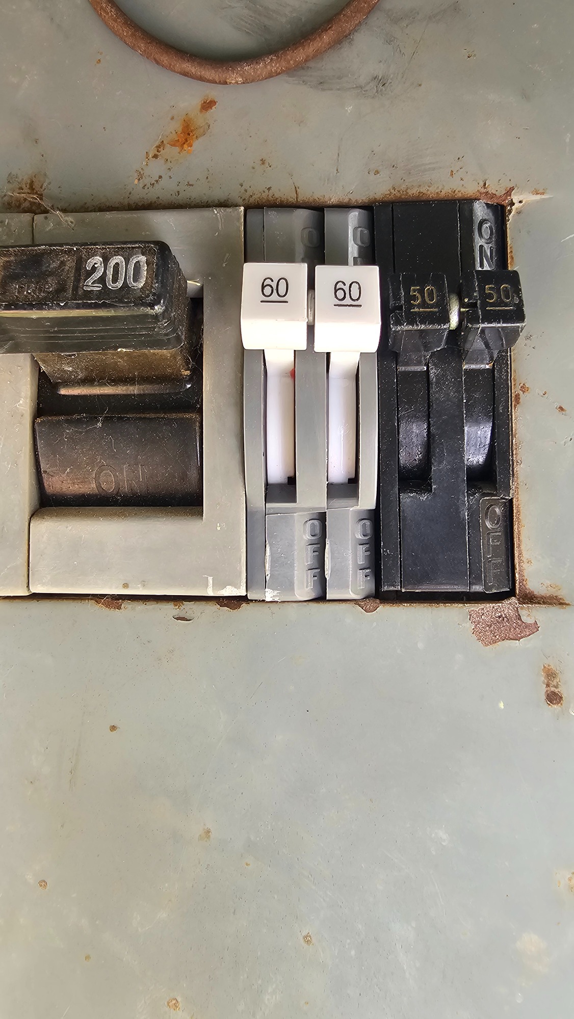 Panel troubleshooting and breaker replacement